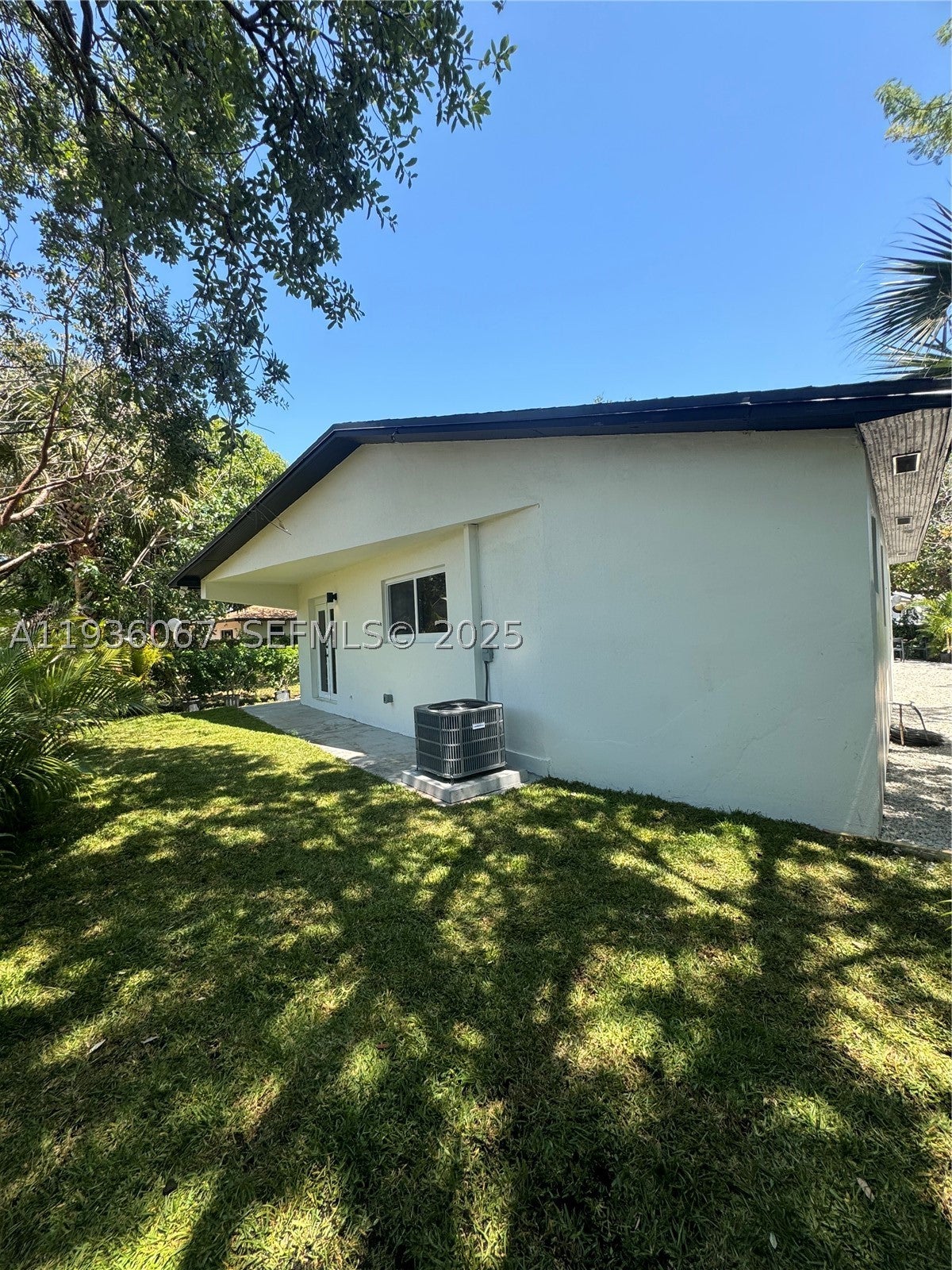111 NW 7th Ave