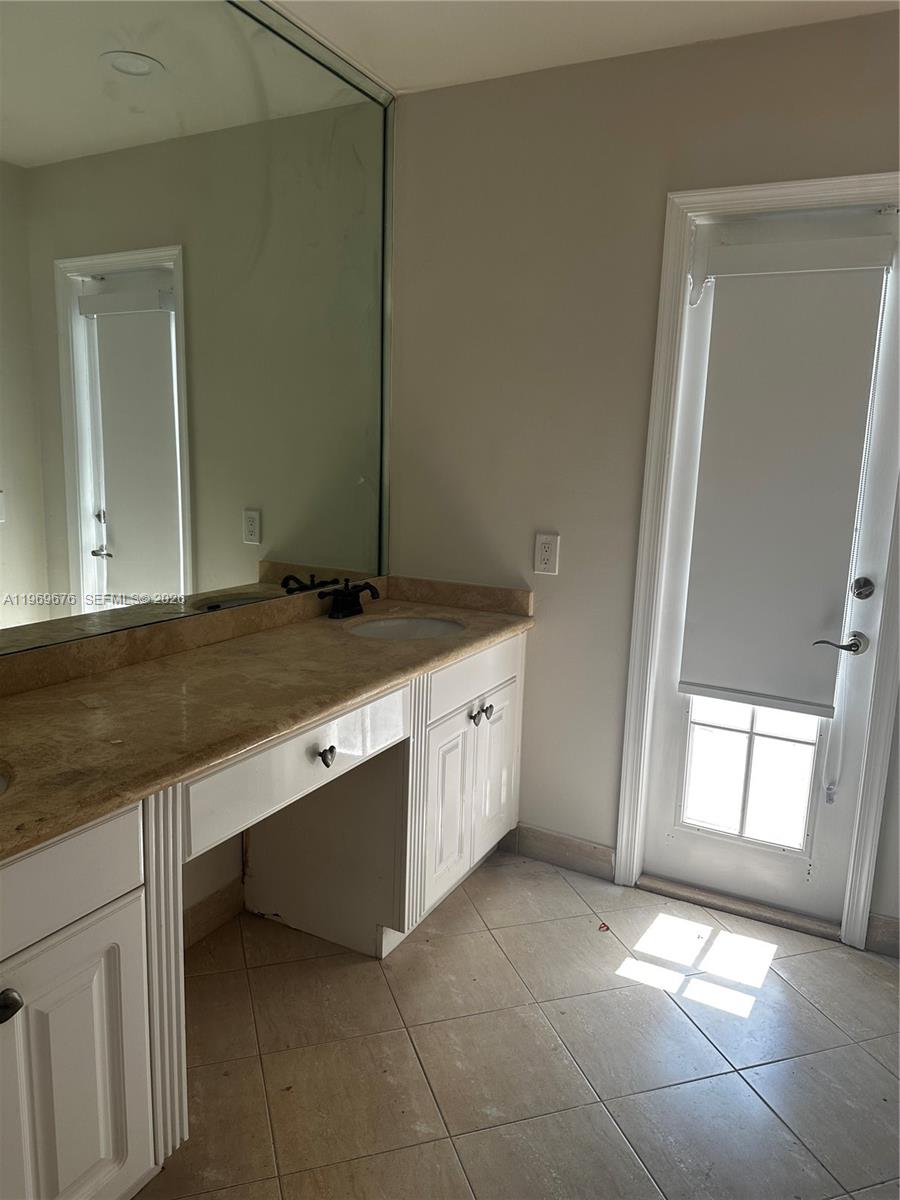 JACARANDA PARCEL 274 - Residential Lease