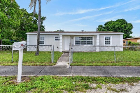 Photo of 2885 NW 155th Ter, Miami Gardens, FL 33054 (MLS # A12099097)