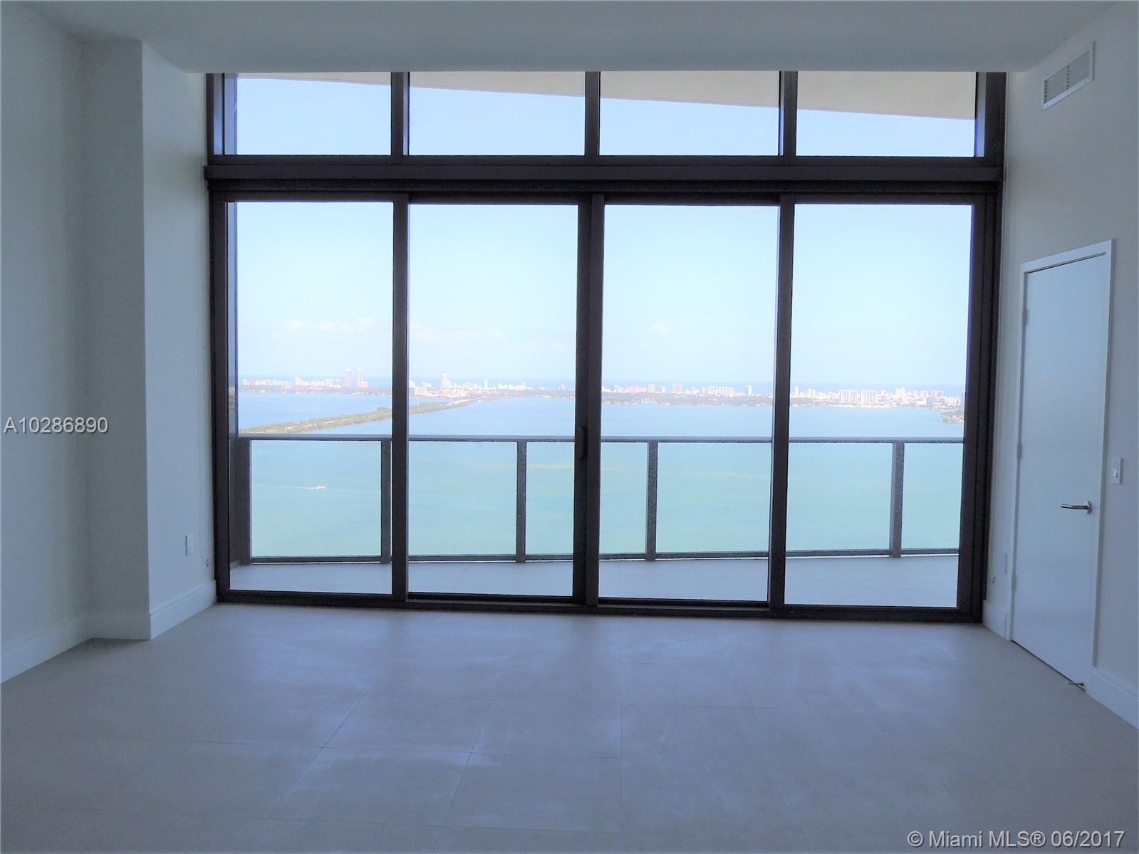 ICON BAY CONDO - Residential Lease