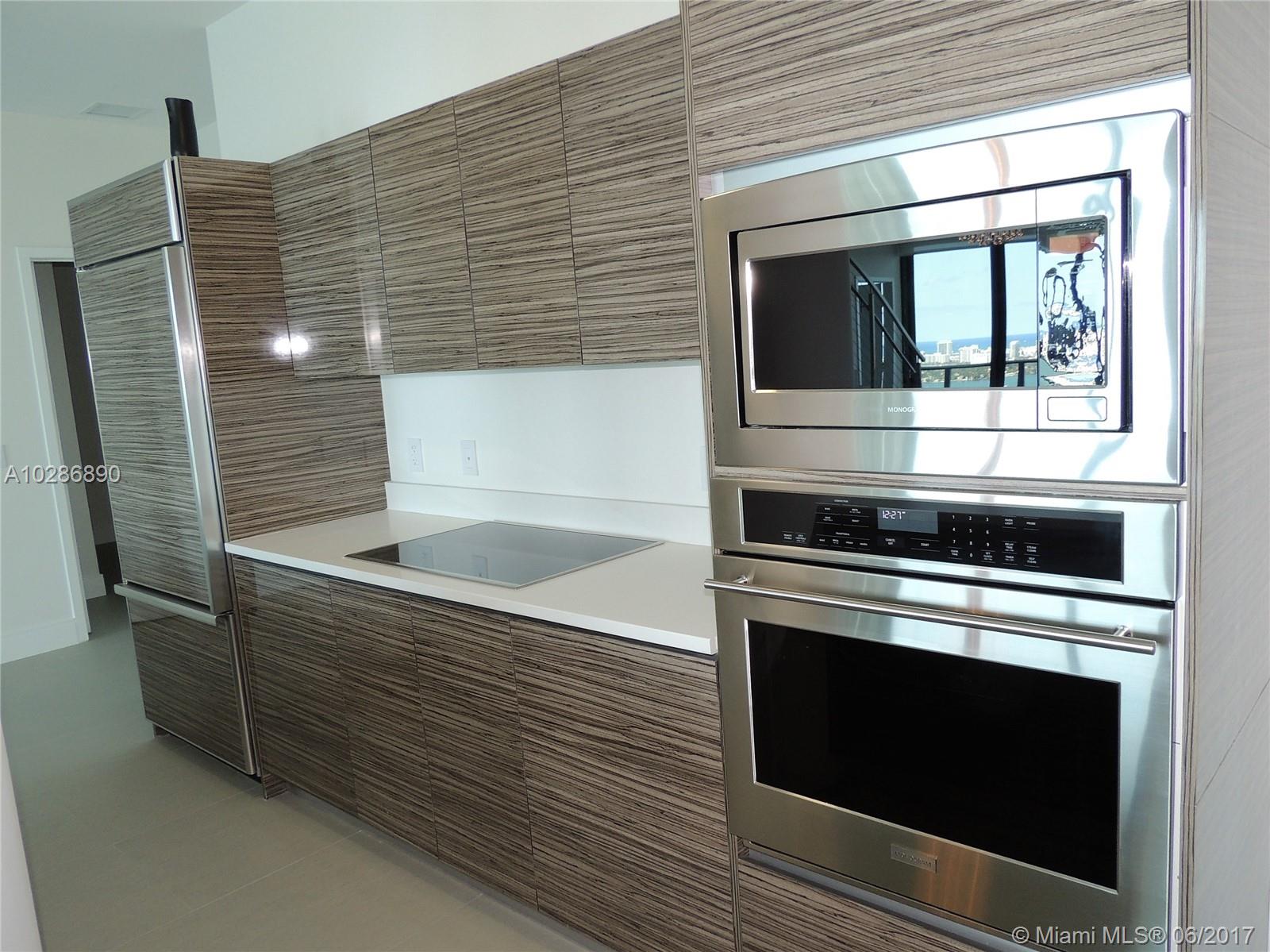 ICON BAY CONDO - Residential Lease