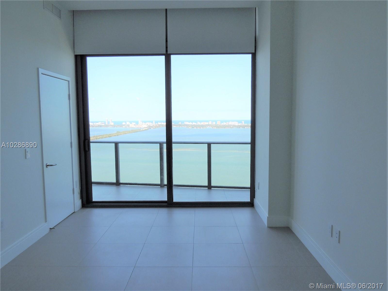 ICON BAY CONDO - Residential Lease