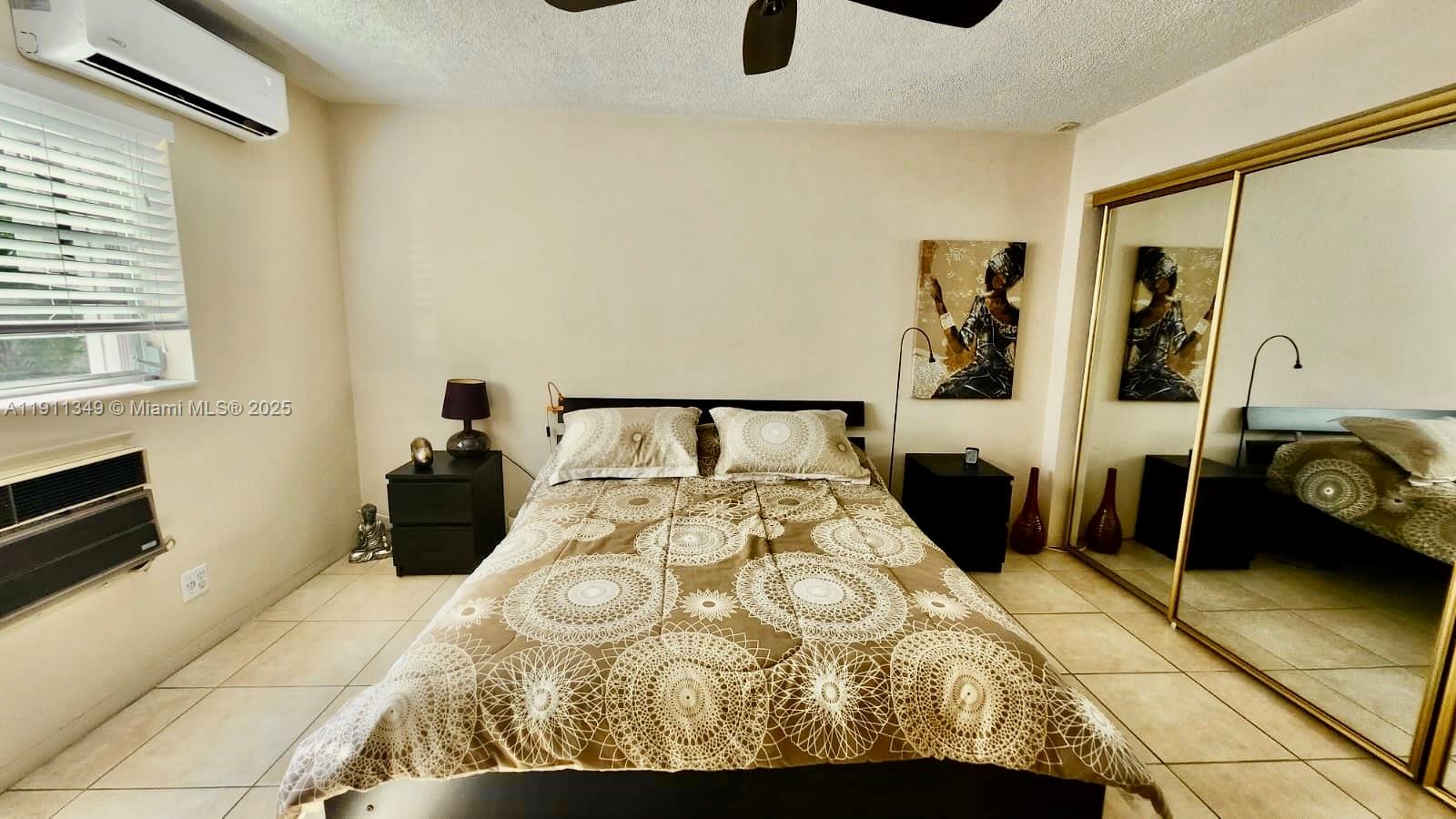 ELDORADO COUNTRY CLUB APT - Residential