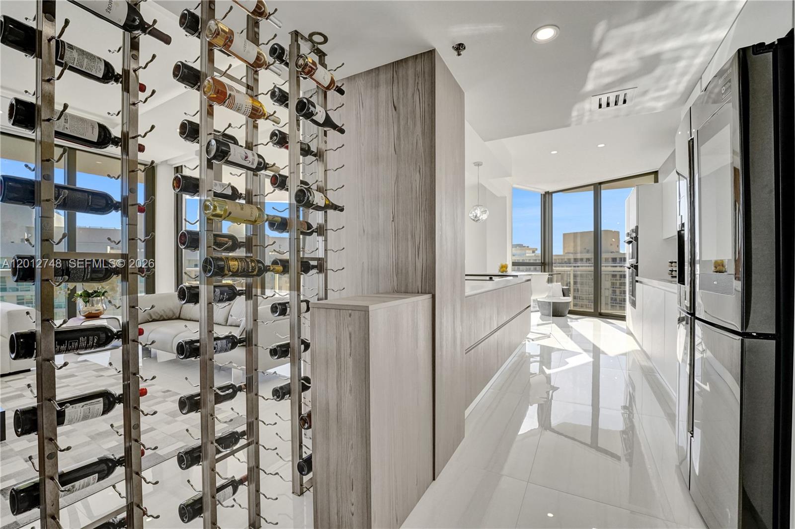 HAMPTONS WEST - Residential