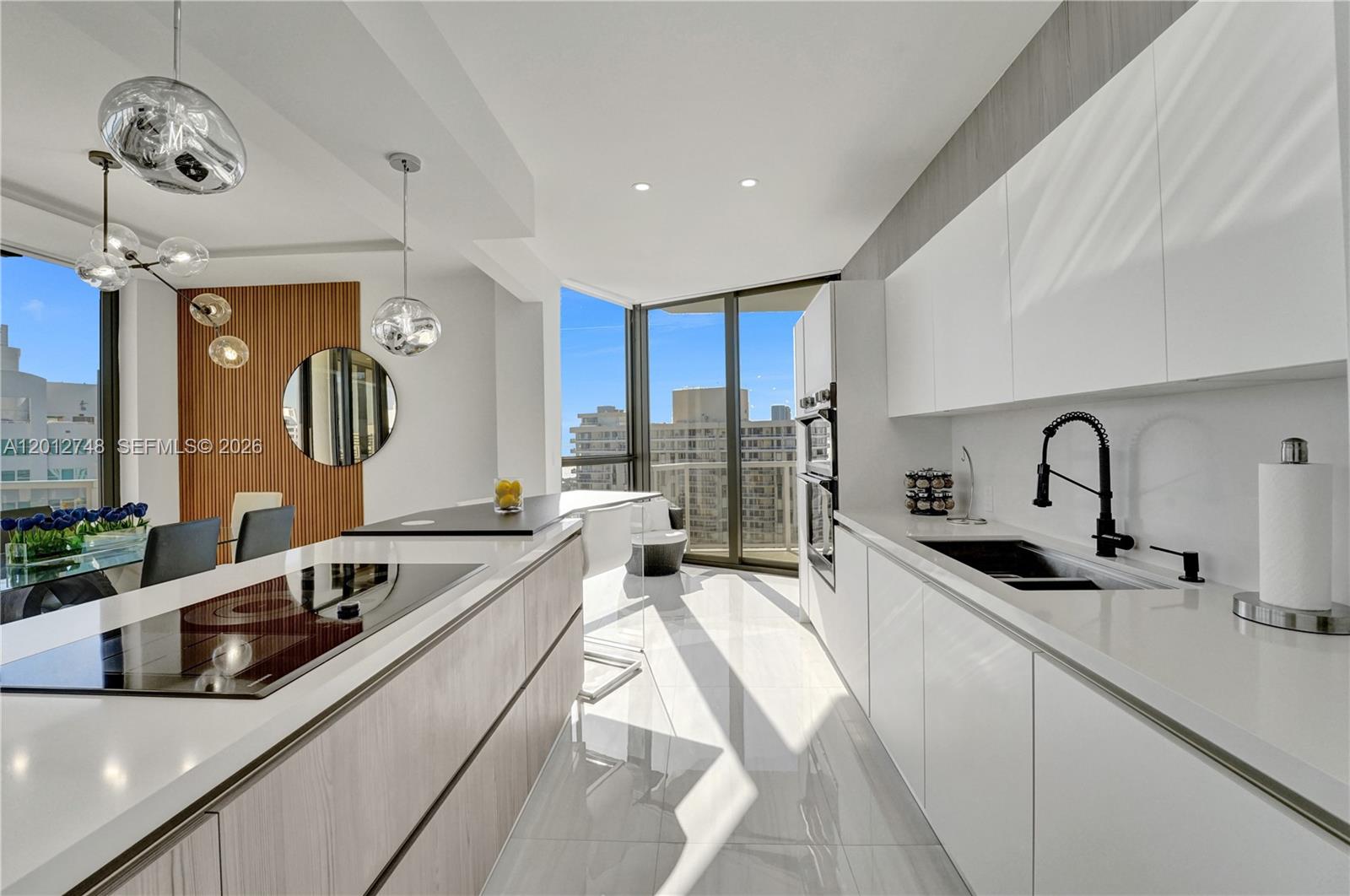 HAMPTONS WEST - Residential