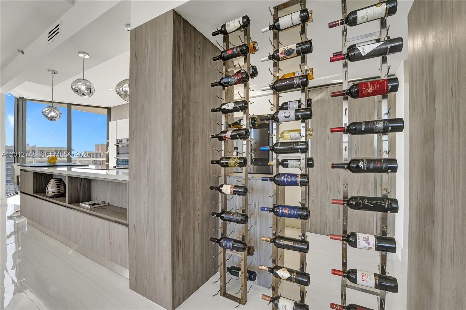 HAMPTONS WEST - Residential