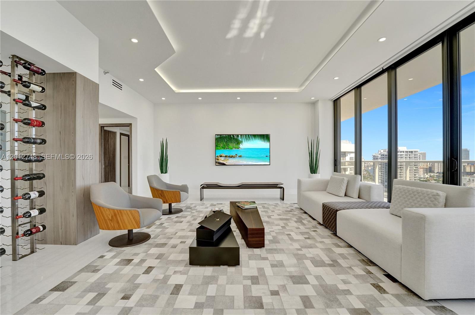 HAMPTONS WEST - Residential