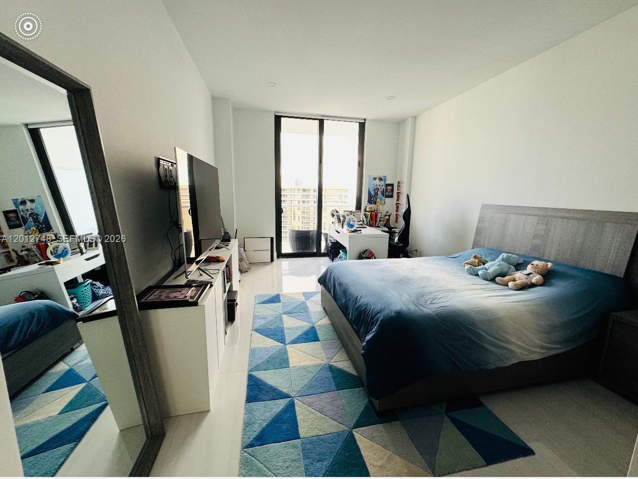 HAMPTONS WEST - Residential