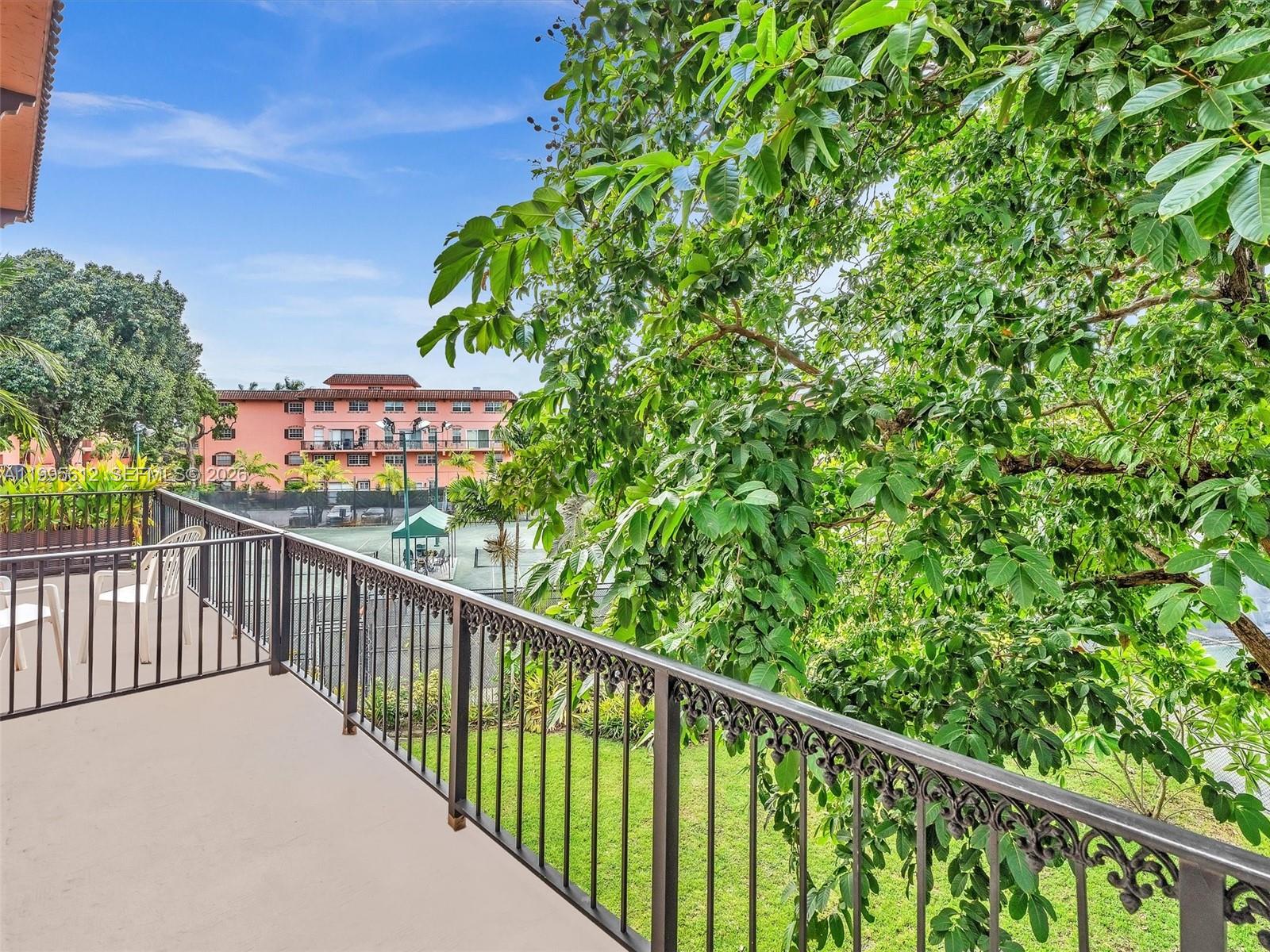 TENNIS CLUB TILDEN CONDO - Residential