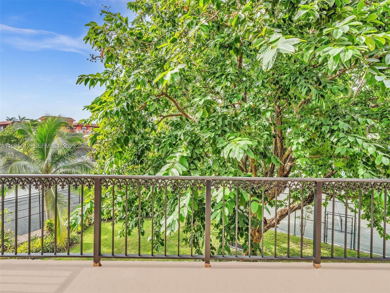 TENNIS CLUB TILDEN CONDO - Residential