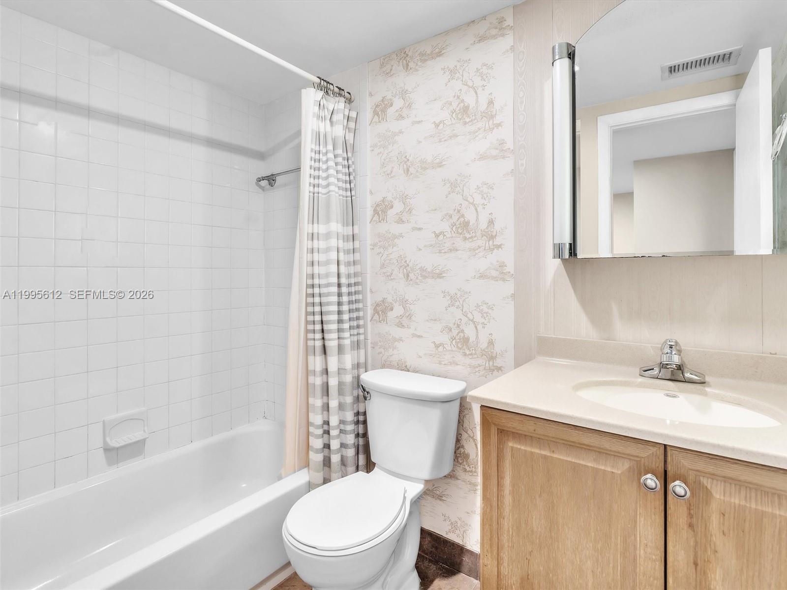 TENNIS CLUB TILDEN CONDO - Residential