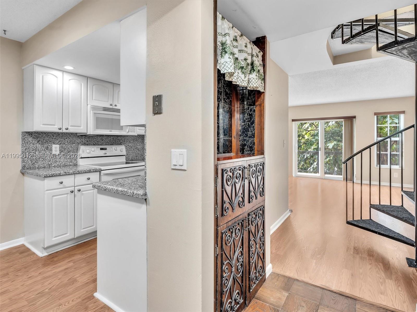 TENNIS CLUB TILDEN CONDO - Residential