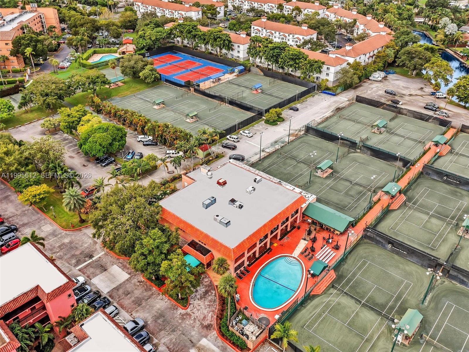 TENNIS CLUB TILDEN CONDO - Residential