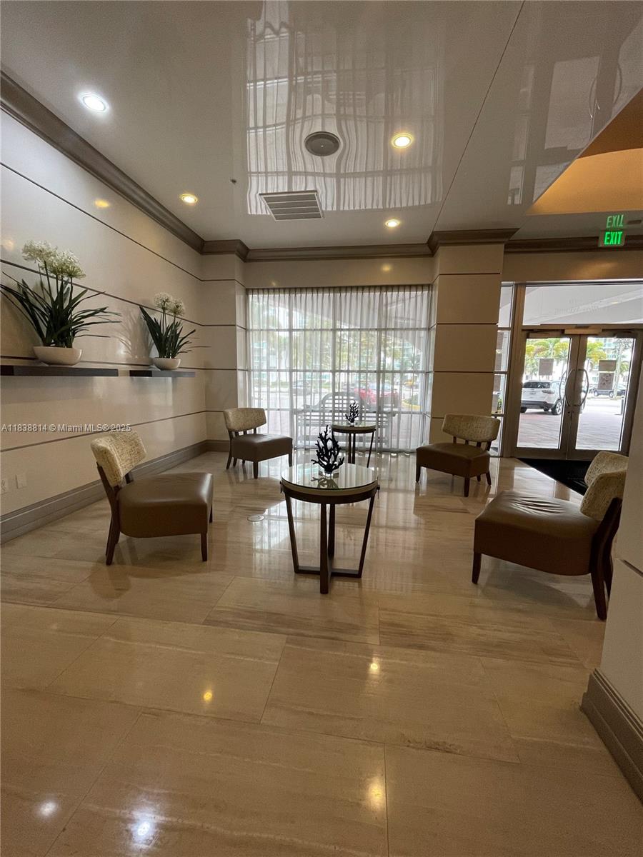 OCEANVIEW BUILDING A COND - Residential