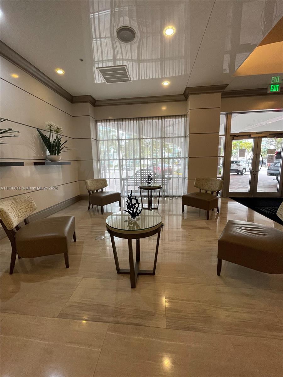 OCEANVIEW BUILDING A COND - Residential