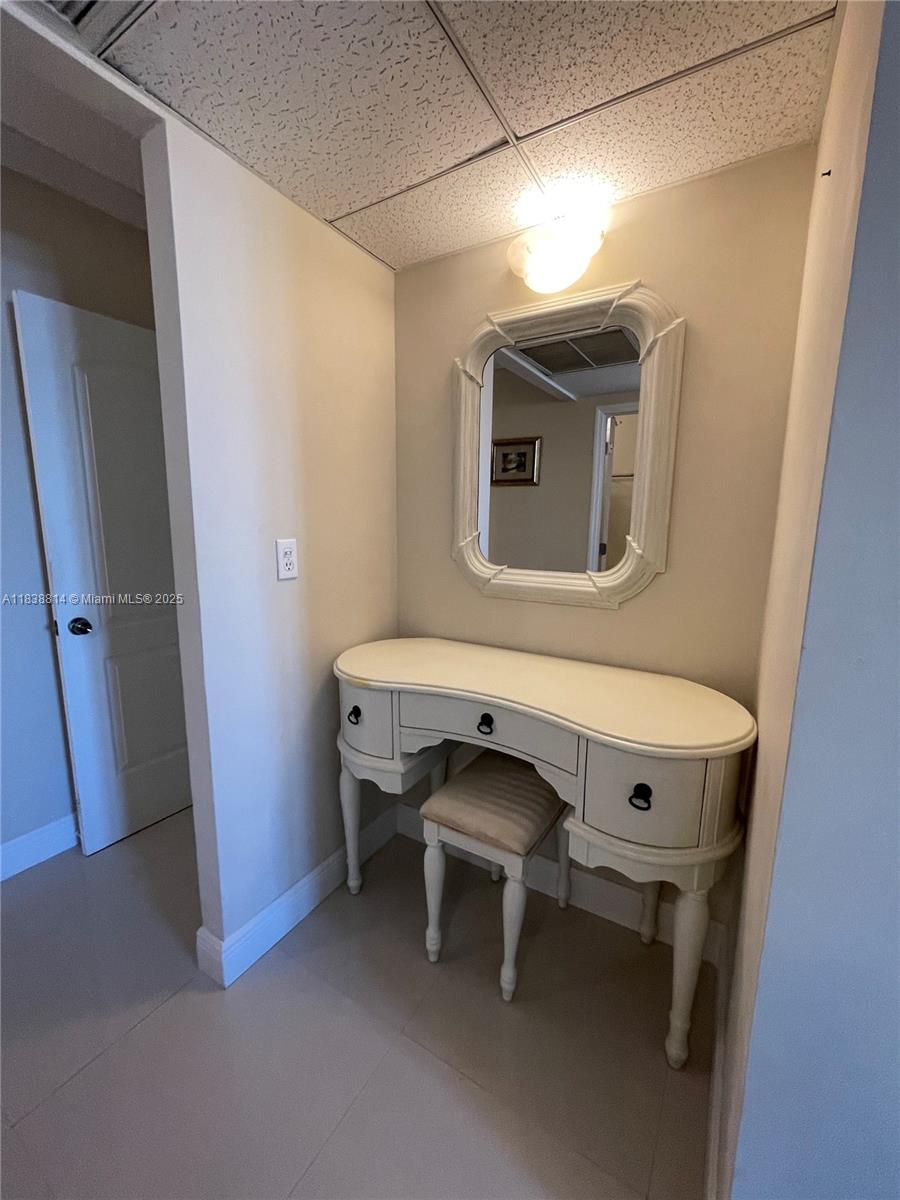 OCEANVIEW BUILDING A COND - Residential