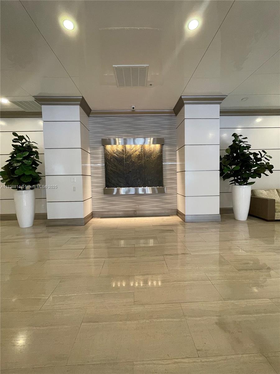 OCEANVIEW BUILDING A COND - Residential