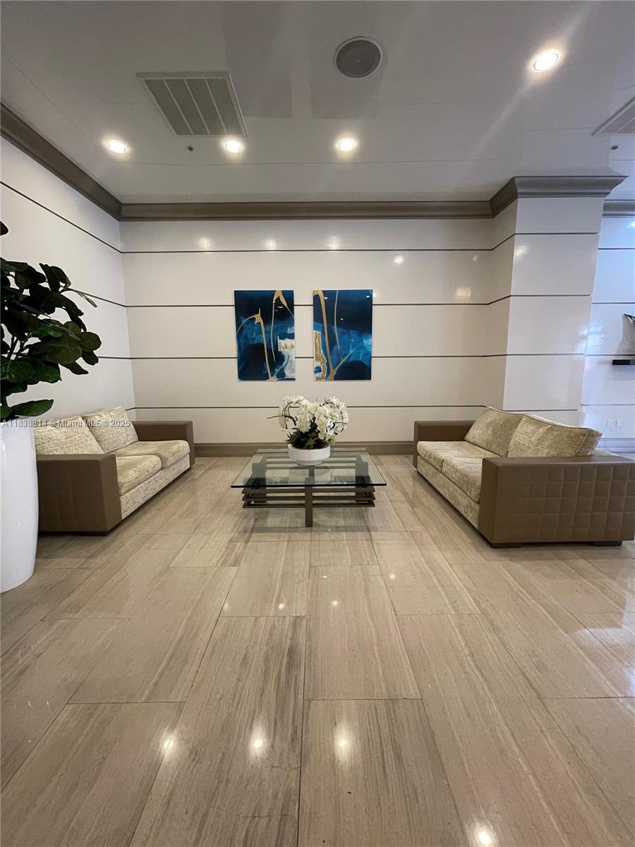 OCEANVIEW BUILDING A COND - Residential