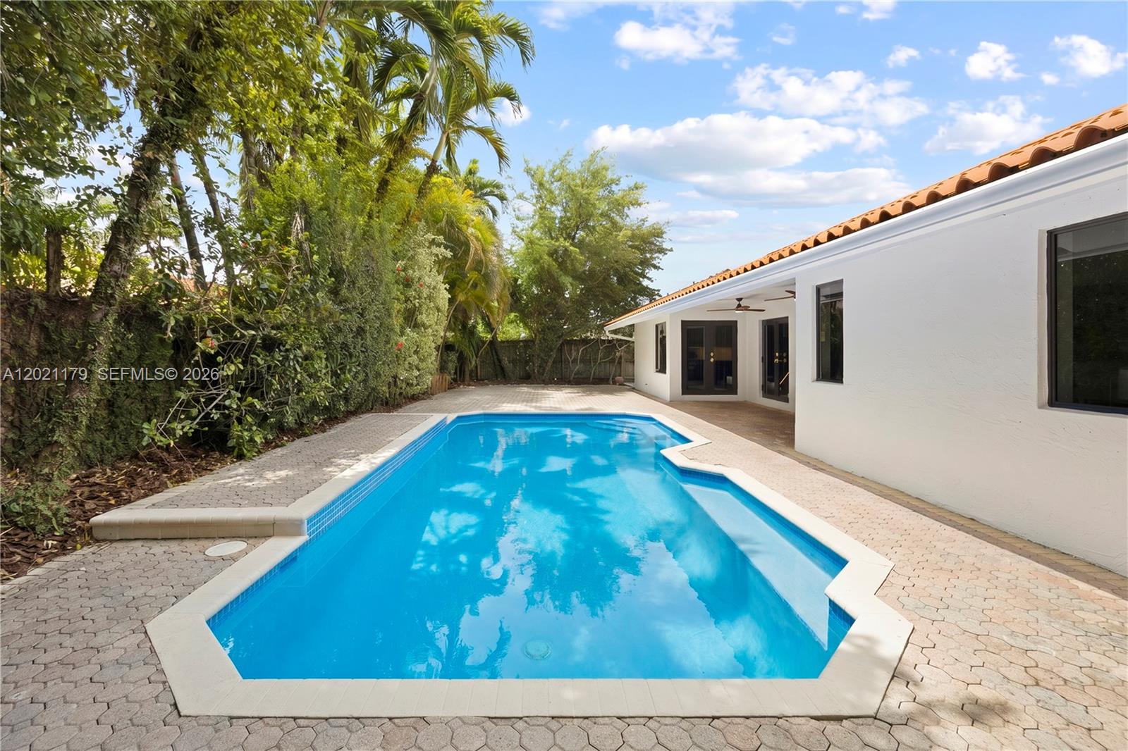 P.I. ESTATES - Residential