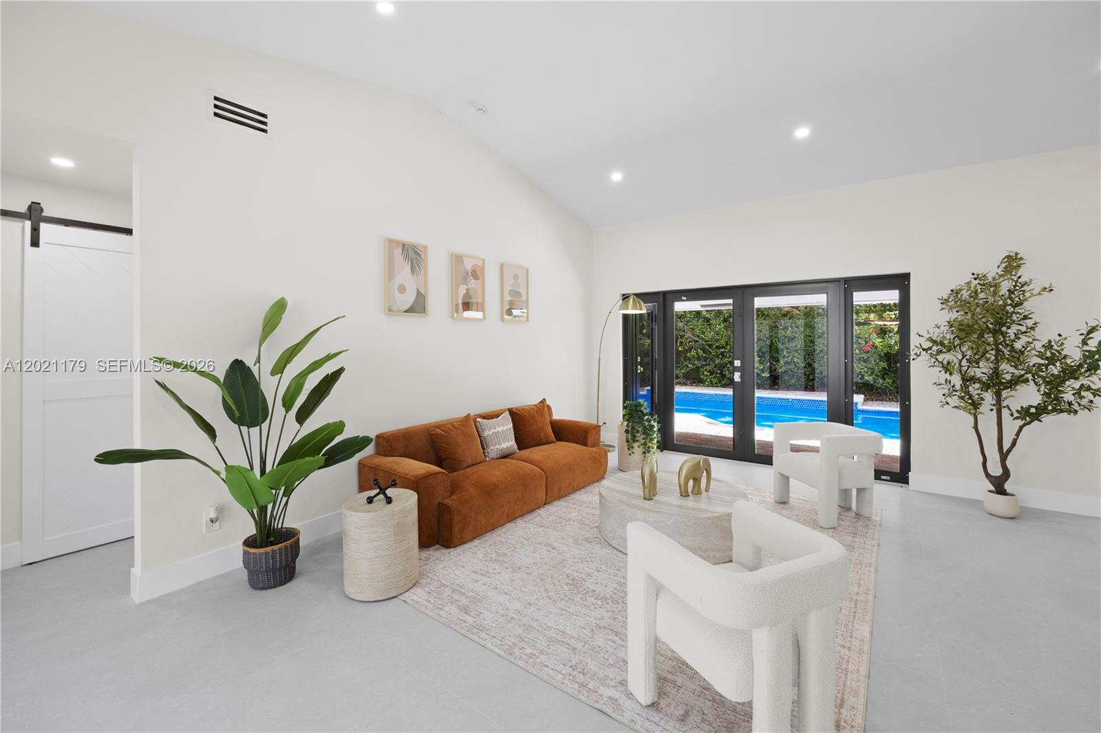 P.I. ESTATES - Residential