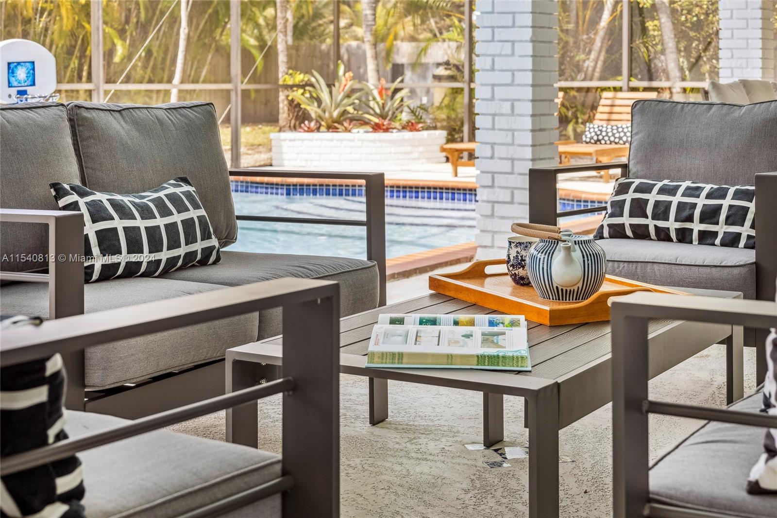 THIRD ADDN TO KENDALL EAS - Residential Lease