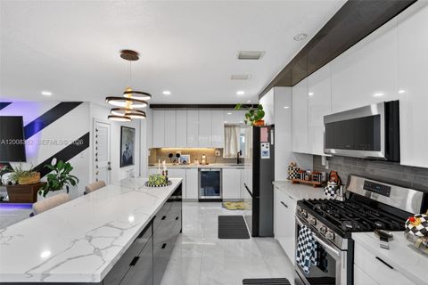 Tiny photo for 18931 SW 97th Ave, Cutler Bay, FL 33157 (MLS # A12008382)