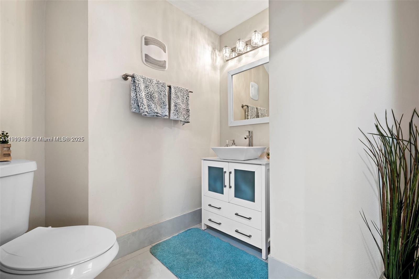 LYONS WEST - Residential