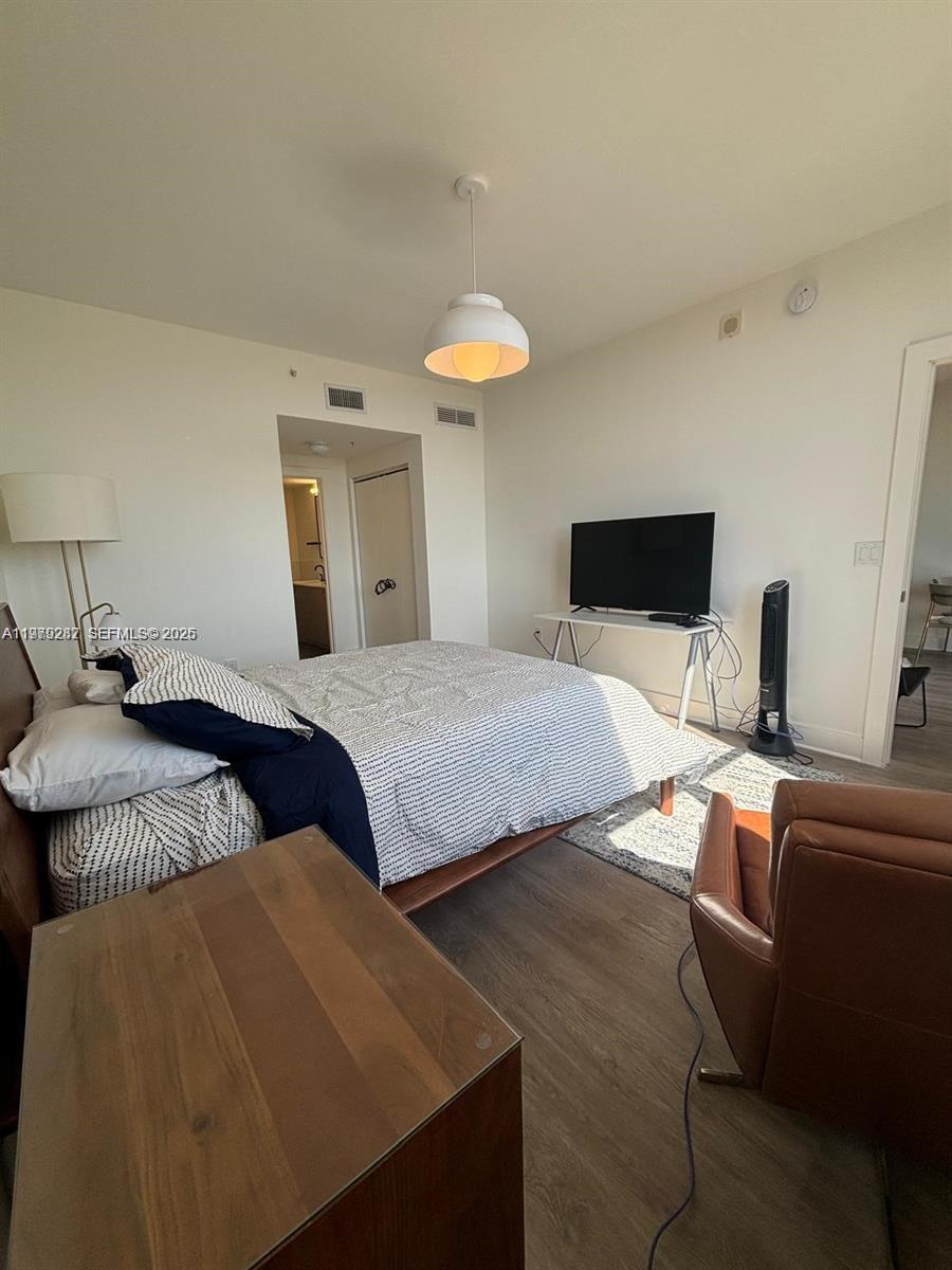 888 S Douglas Rd 1002