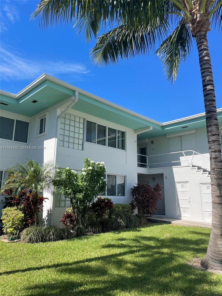 Photo of 180 Isle of Venice Dr #208, Fort Lauderdale, FL 33301 (MLS # A11954282)