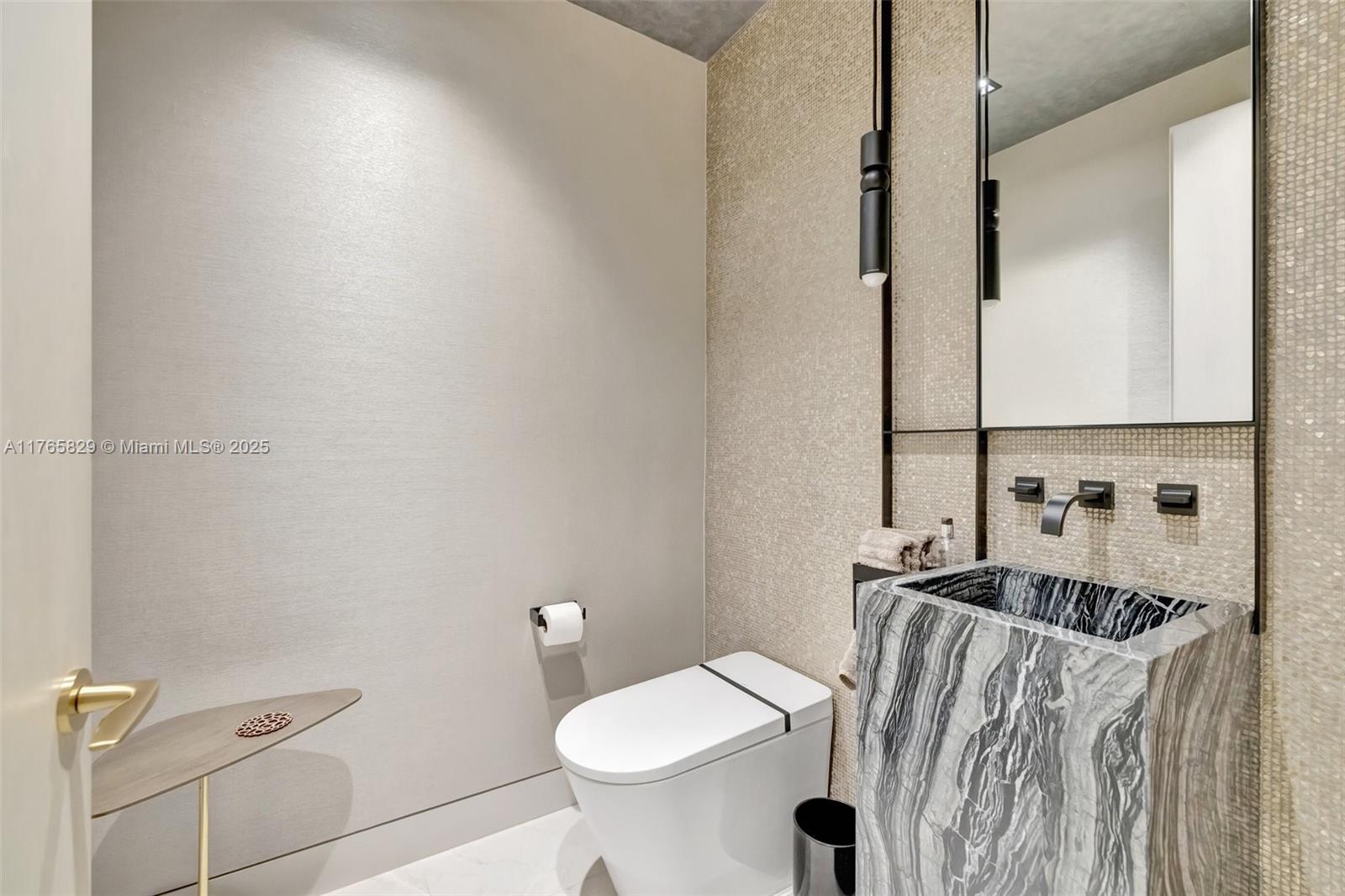 BELLINI AT WILLIAMS ISLAN - Residential