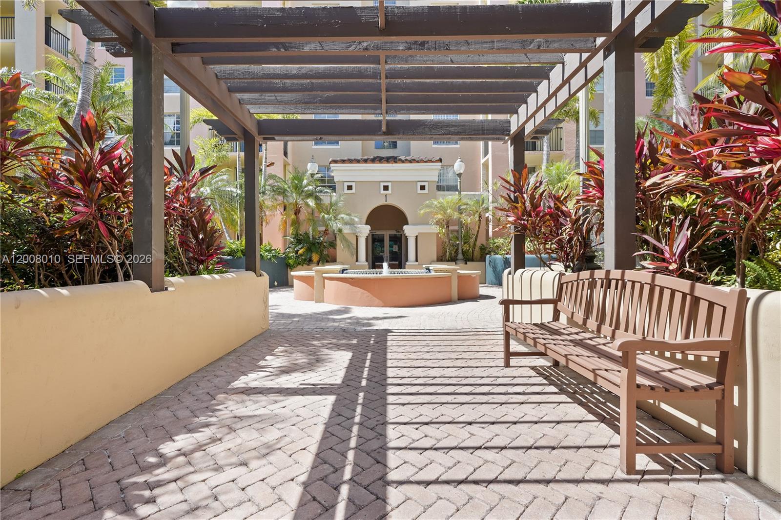 LAS OLAS BY THE RIVER CON - Residential