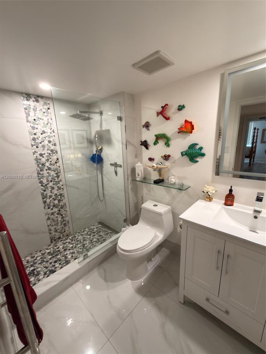 LAS OLAS BY THE RIVER CON - Residential