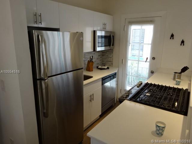 LINCOLN PLACE CONDO - Residential Lease