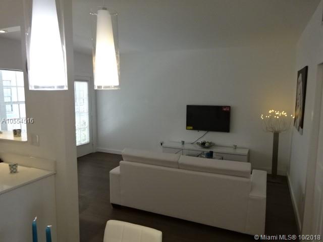 LINCOLN PLACE CONDO - Residential Lease