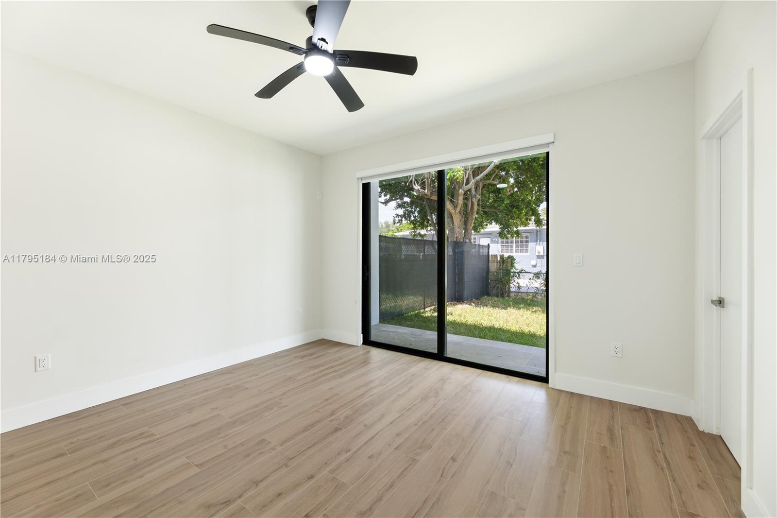 GROVELAND PARK - Residential Lease