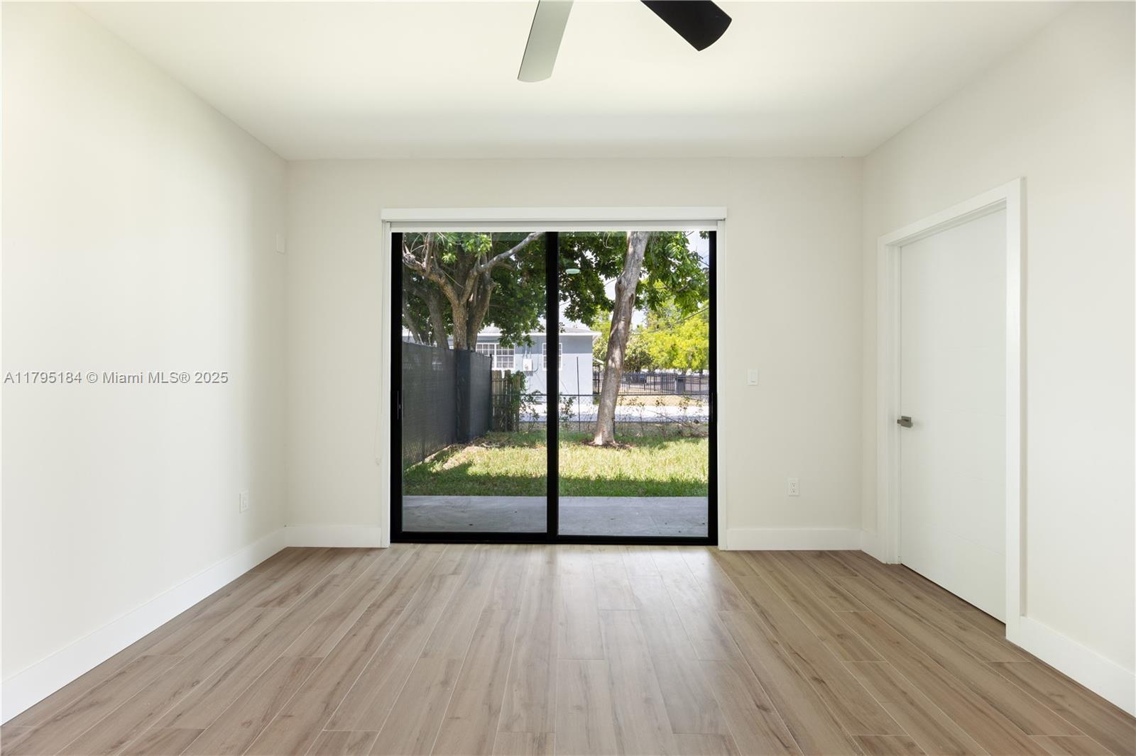 GROVELAND PARK - Residential Lease