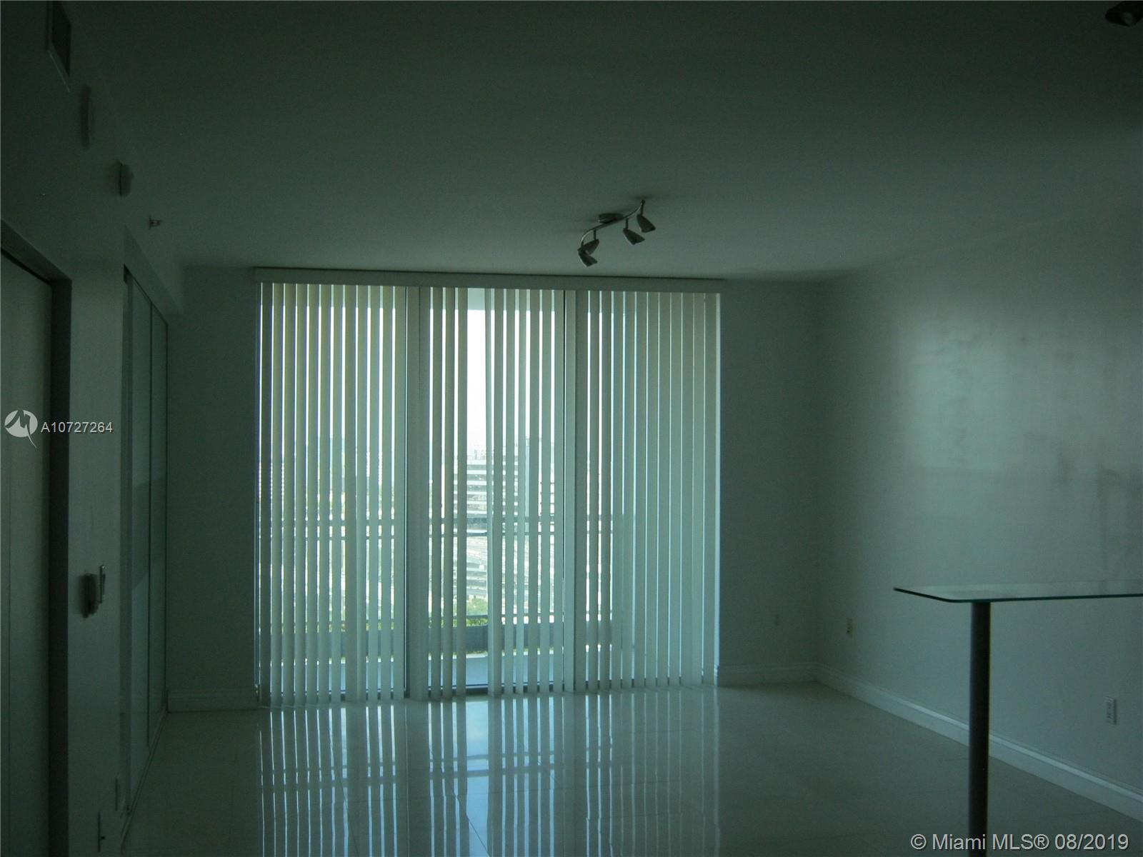 IVY CONDO - Residential