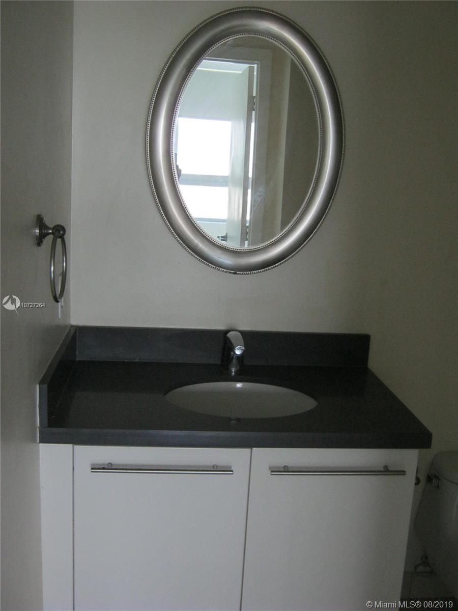 IVY CONDO - Residential