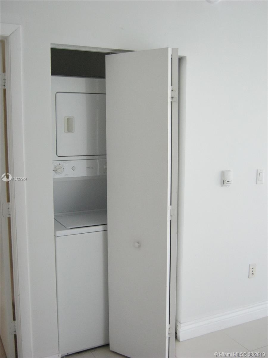 IVY CONDO - Residential