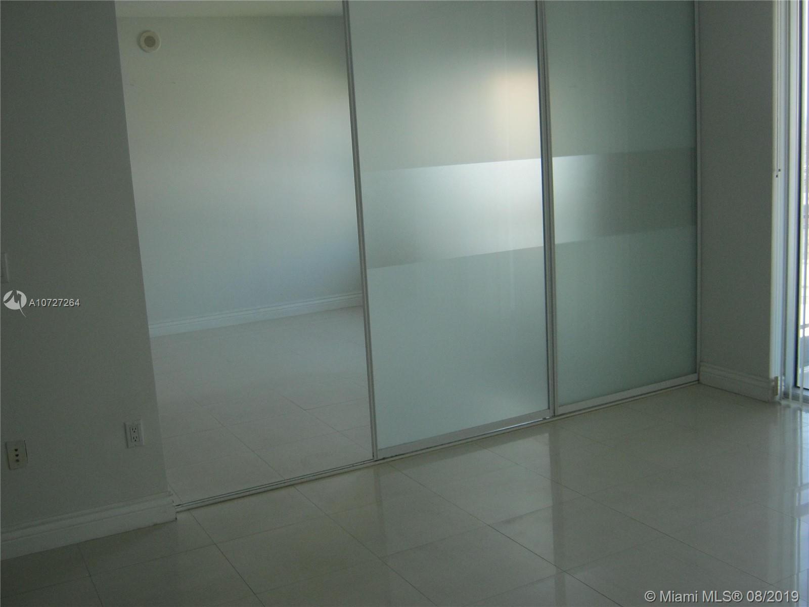 IVY CONDO - Residential