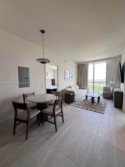 1611 SW 2nd ave 911 Miami FL 33129