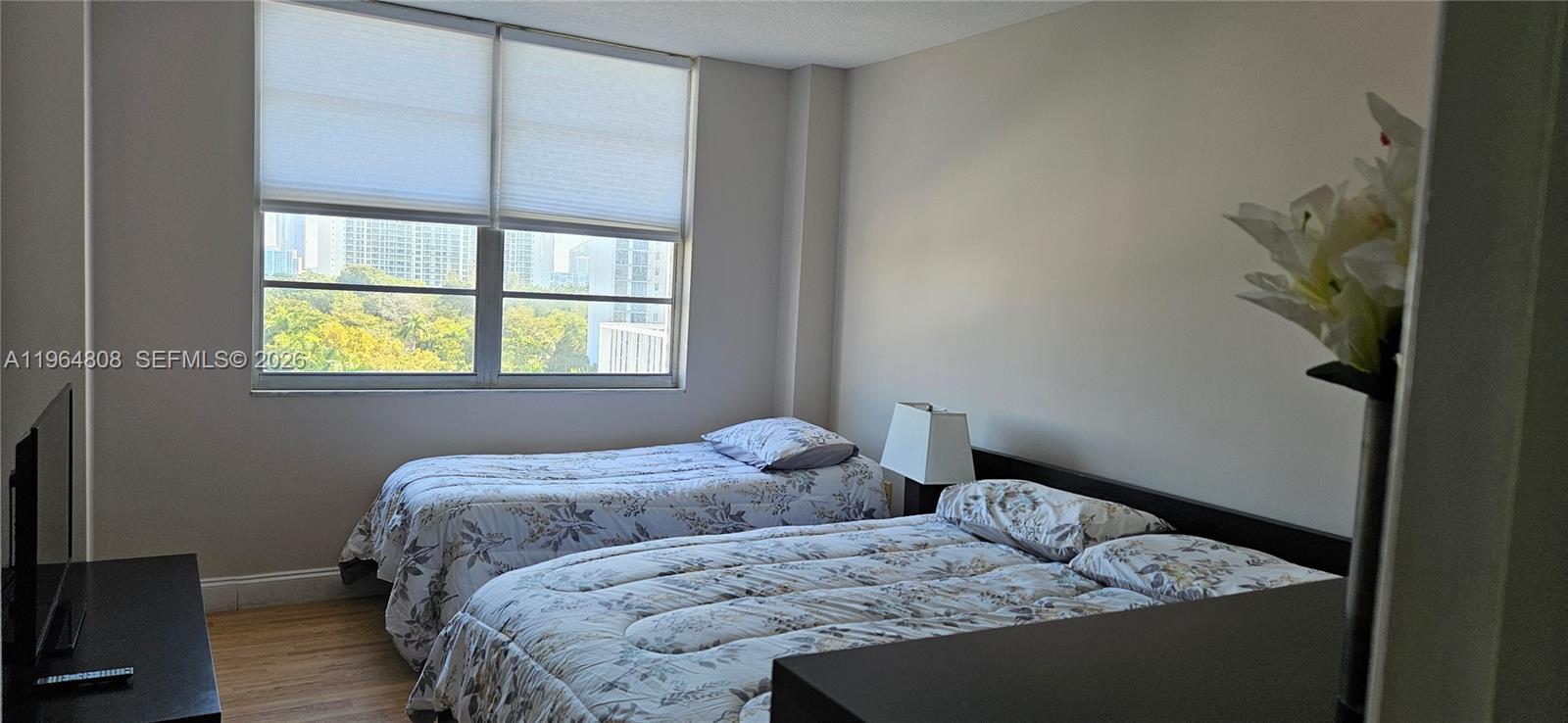 ADMIRALS PORT CONDO WEST - Residential