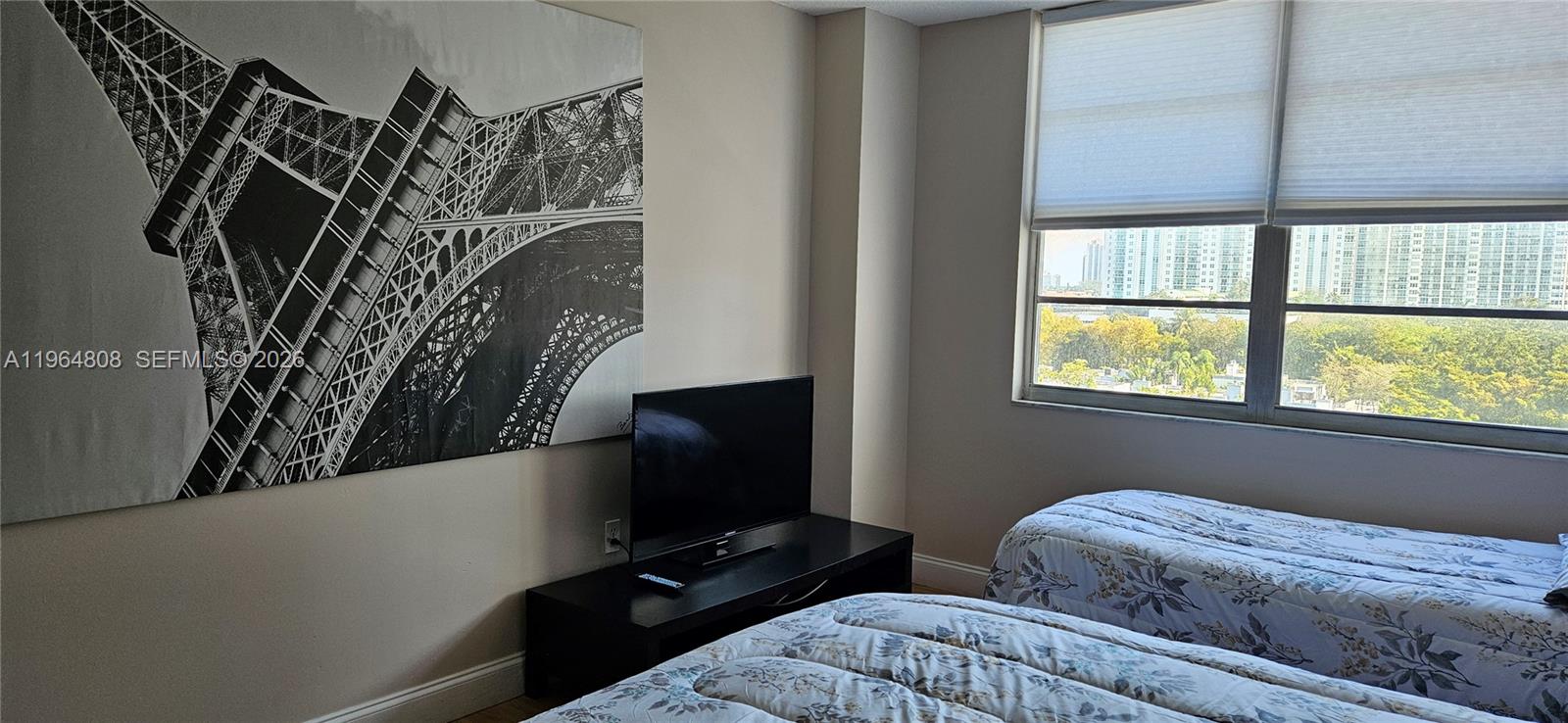 ADMIRALS PORT CONDO WEST - Residential