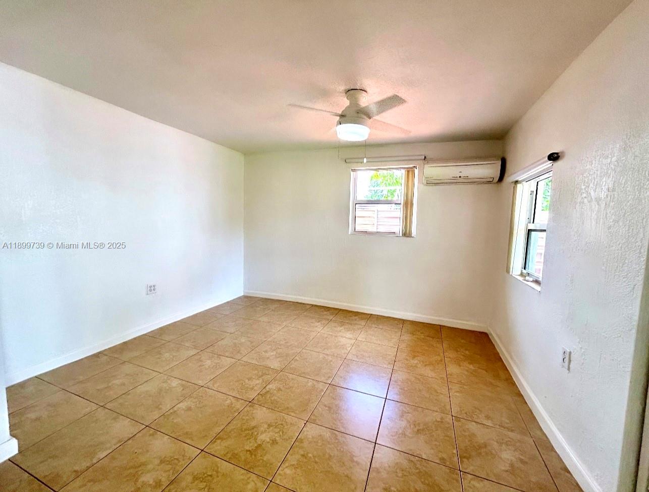 LAKE FOREST SEC 2 - Residential Lease