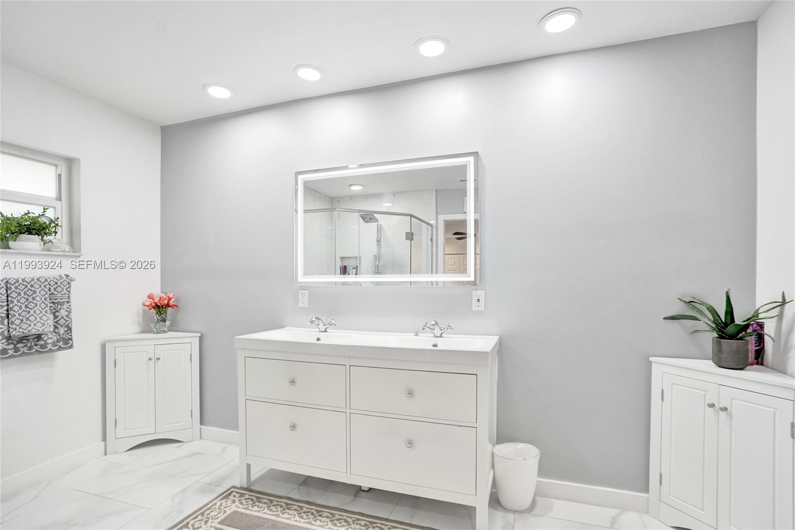 SPRINGTREE WEST - Residential