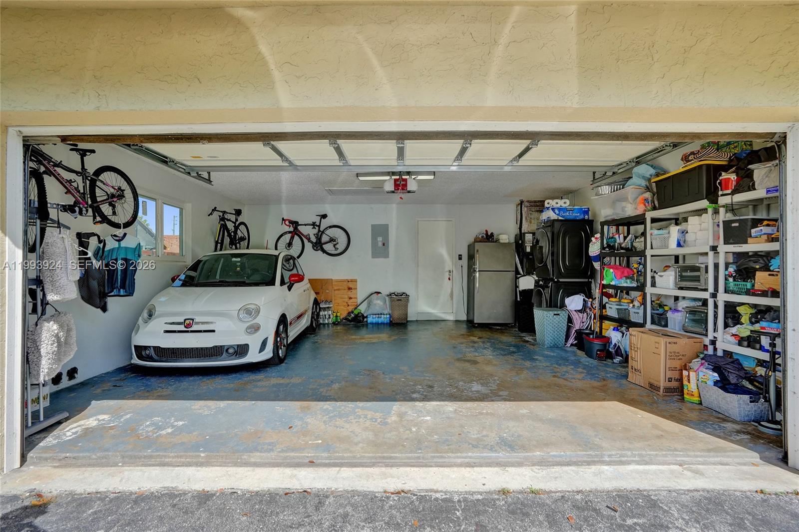 SPRINGTREE WEST - Residential