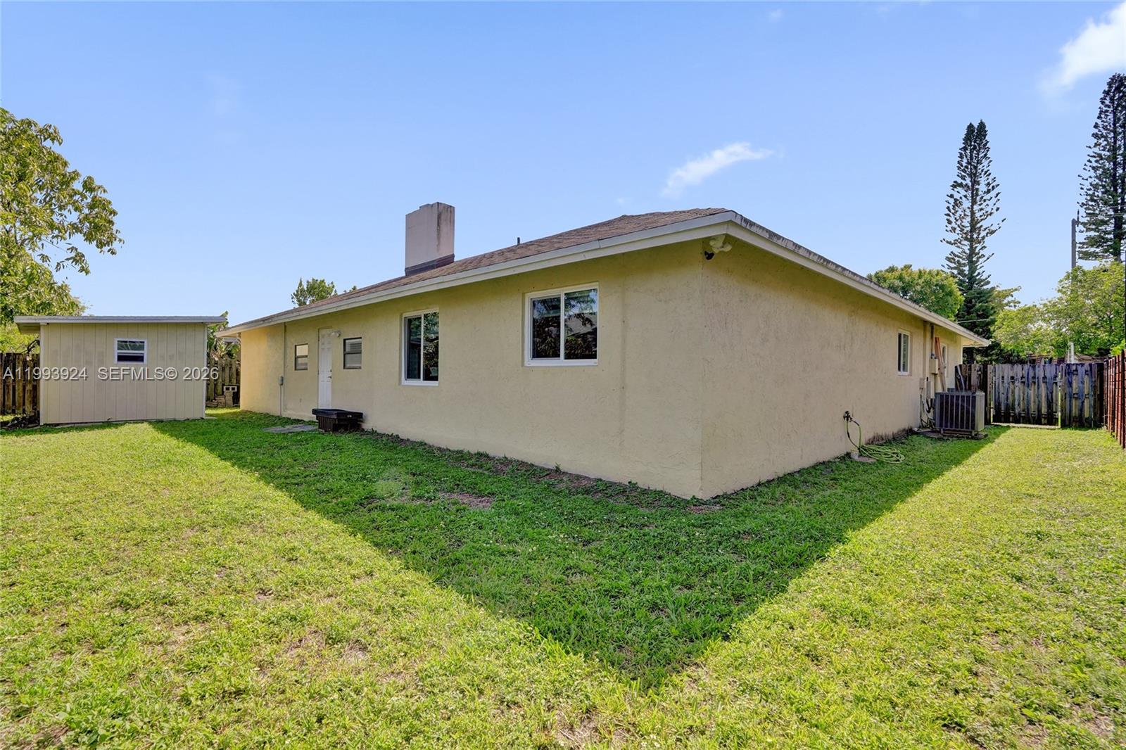 SPRINGTREE WEST - Residential