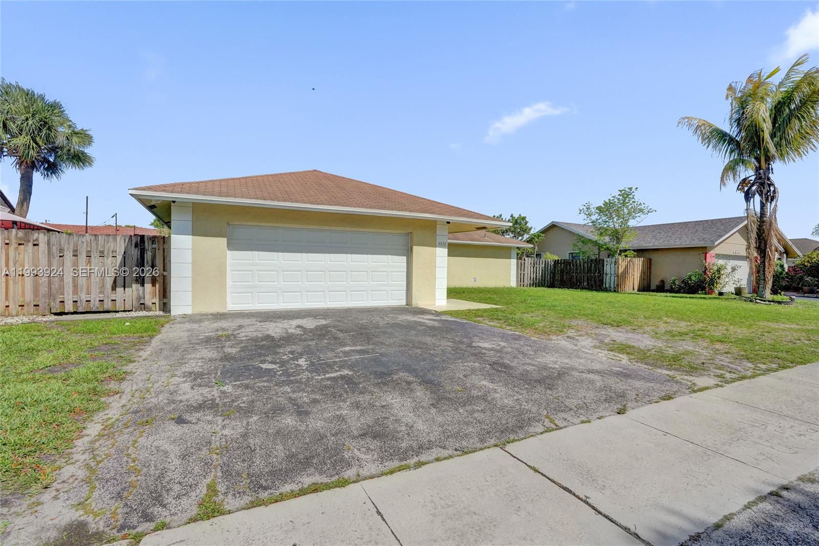 SPRINGTREE WEST - Residential