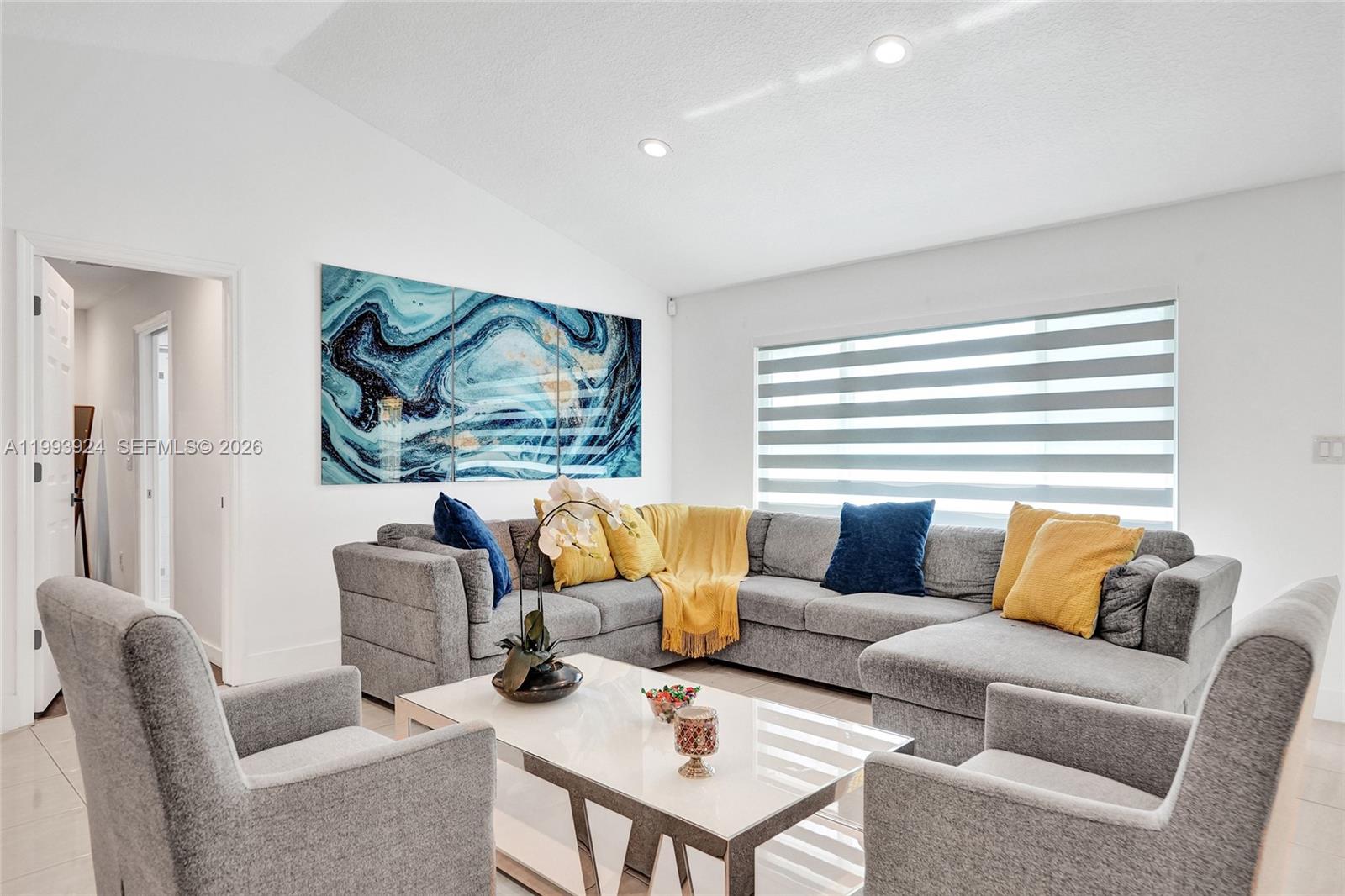 SPRINGTREE WEST - Residential