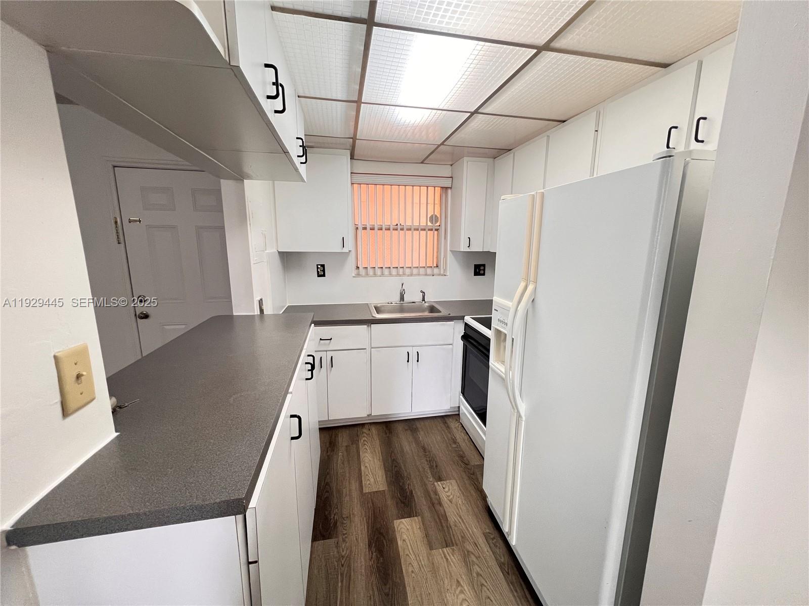 WESTLAND COURTS CONDO - Residential Lease